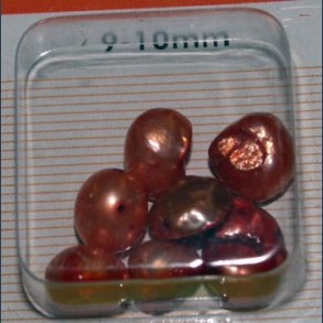 Ferskvandsperle 7 stk 9-10 mm r�d