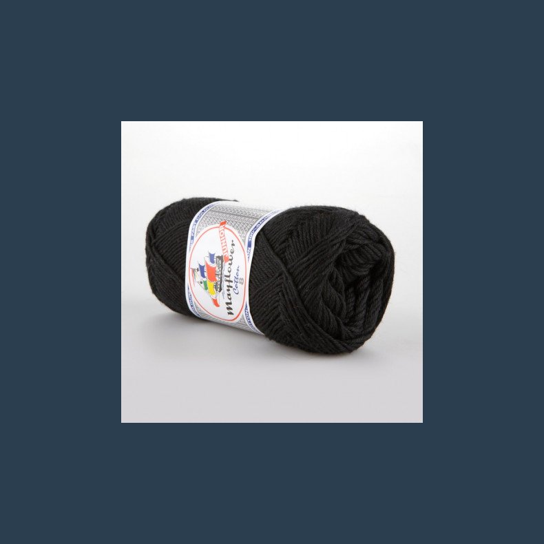 Mayflower Cotton  8/4  50 gr. sort nr 131