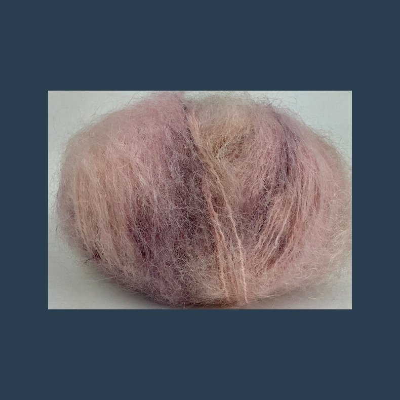 Permin Bella 50 g. ca. 145 m. multi rosa