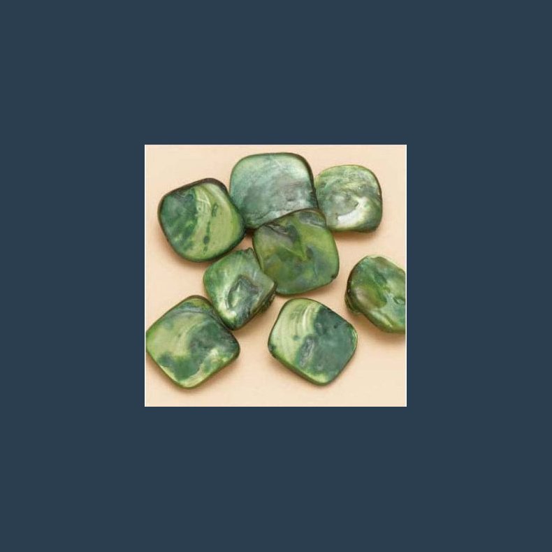 Muslingeperle gr�n ca 13-17 mm 8 stk