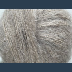 Dolce 50g Farve 702s beige m glitter