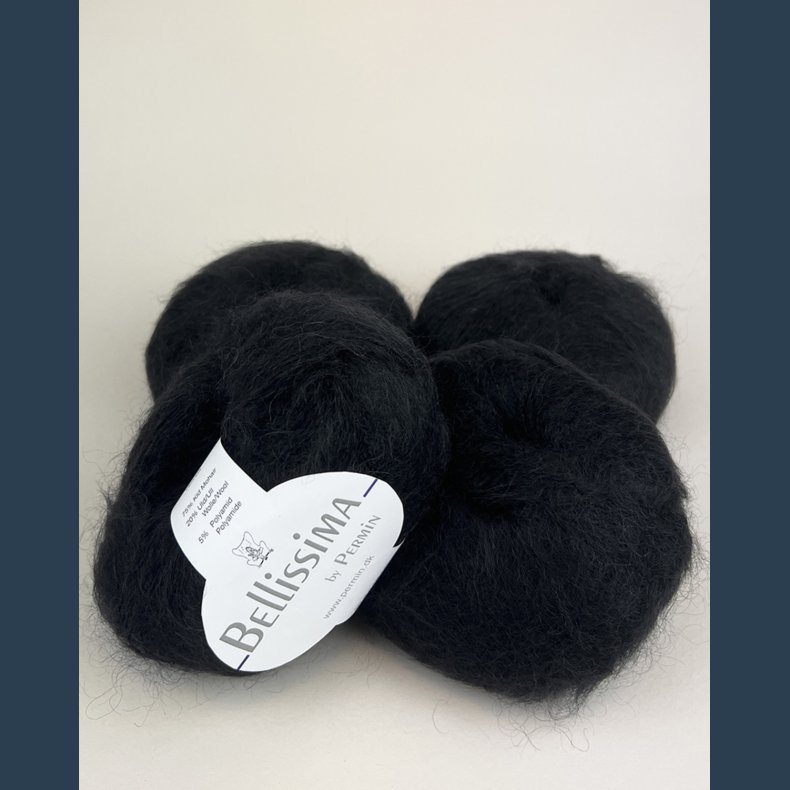 Bellissima by Permin sort m glimmer