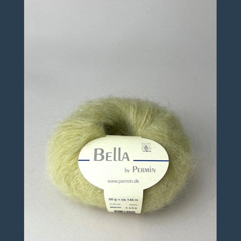 Permin Bella 50 g. ca. 145 m. sart gr�n